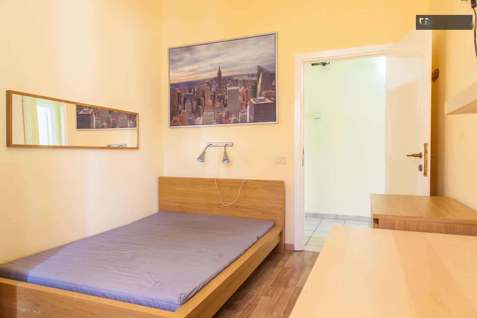 Lovely double bedroom with Balcony near Jonio metro station (room 3) photo 1