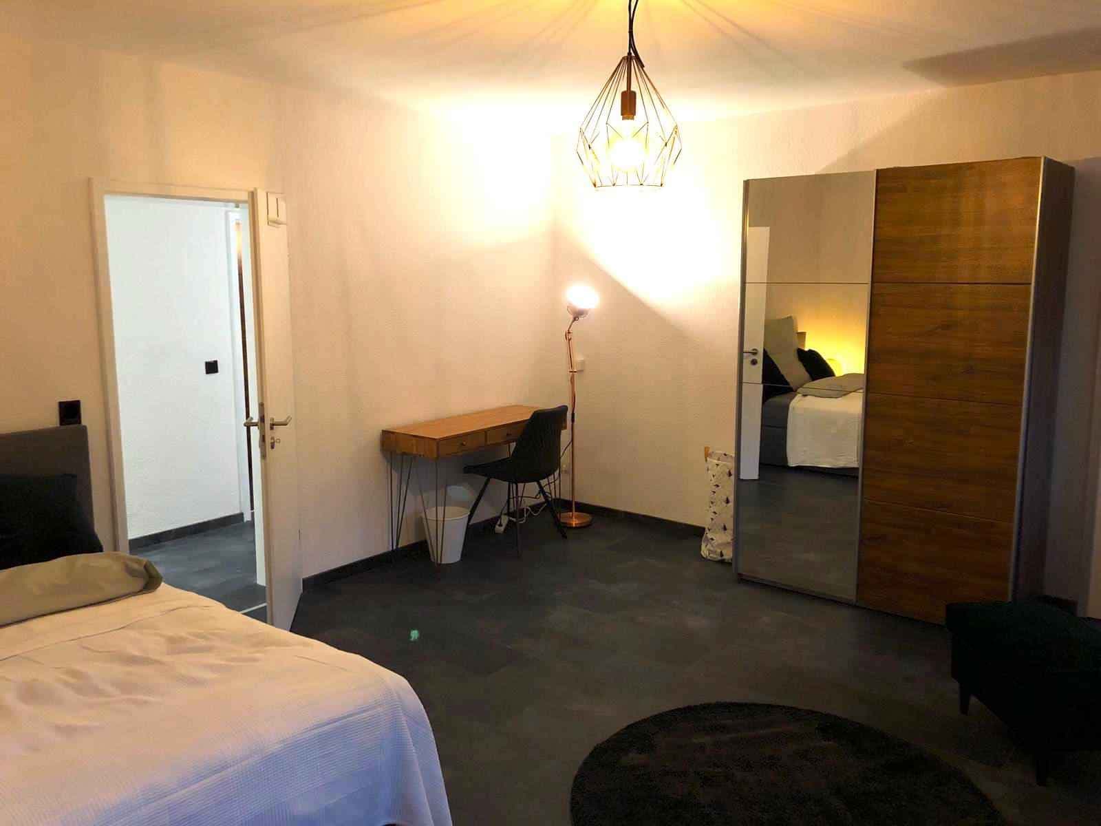 Zimmer in der Neue Weyer Straße photo 1