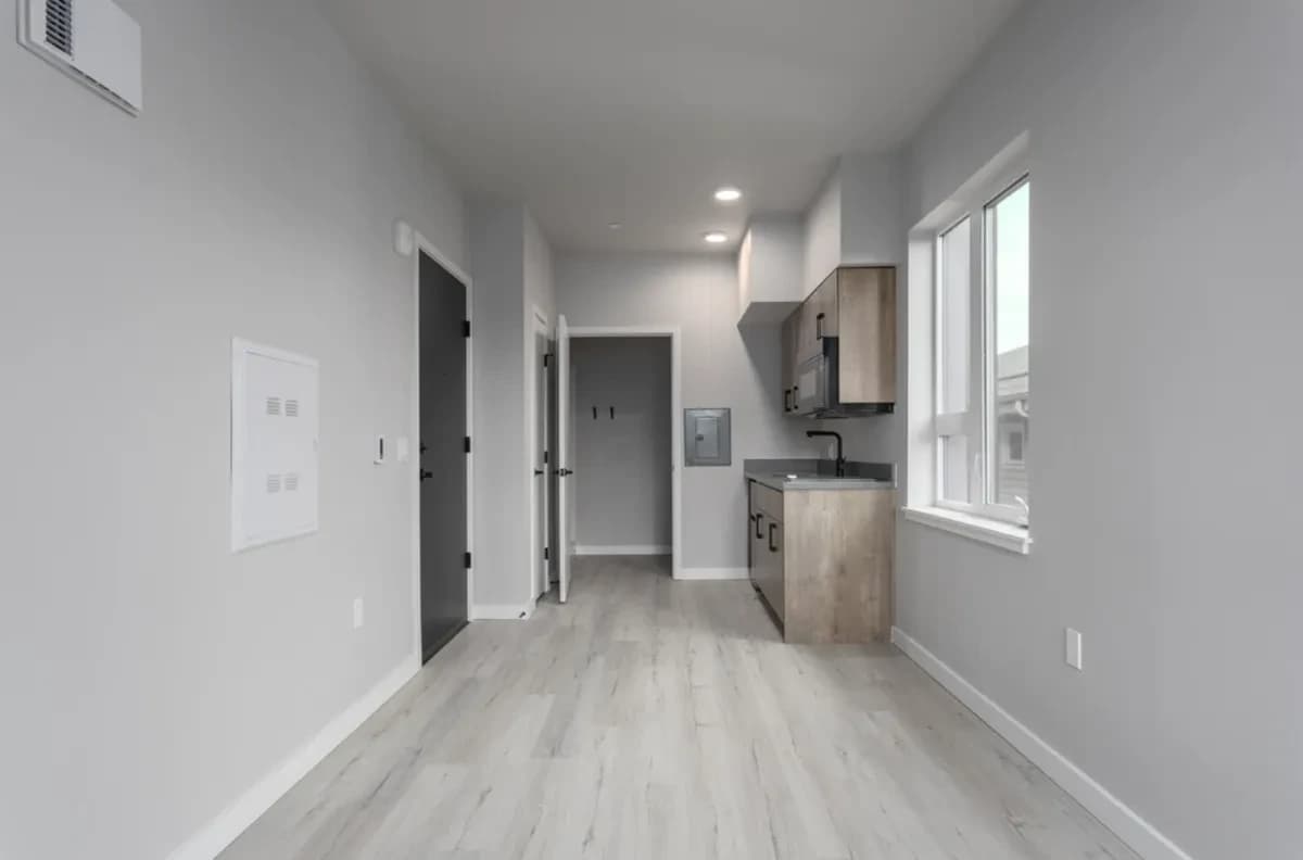Property photo thumbnail