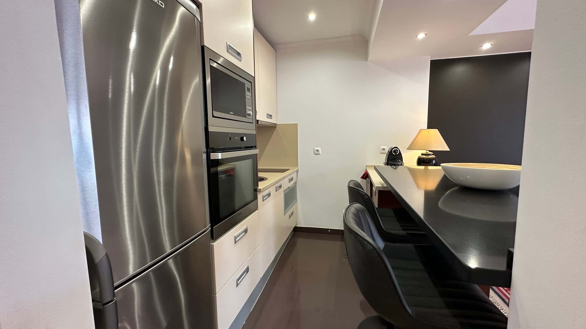 One-bedroom Apartment in Avenida do Oceano, Costa da Caparica photo 1