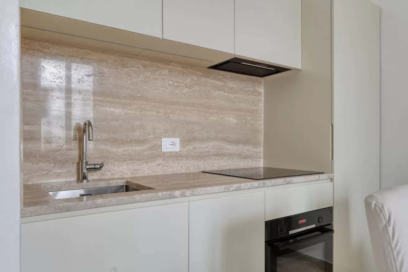 Charming flat w/ easy city centre access photo 1