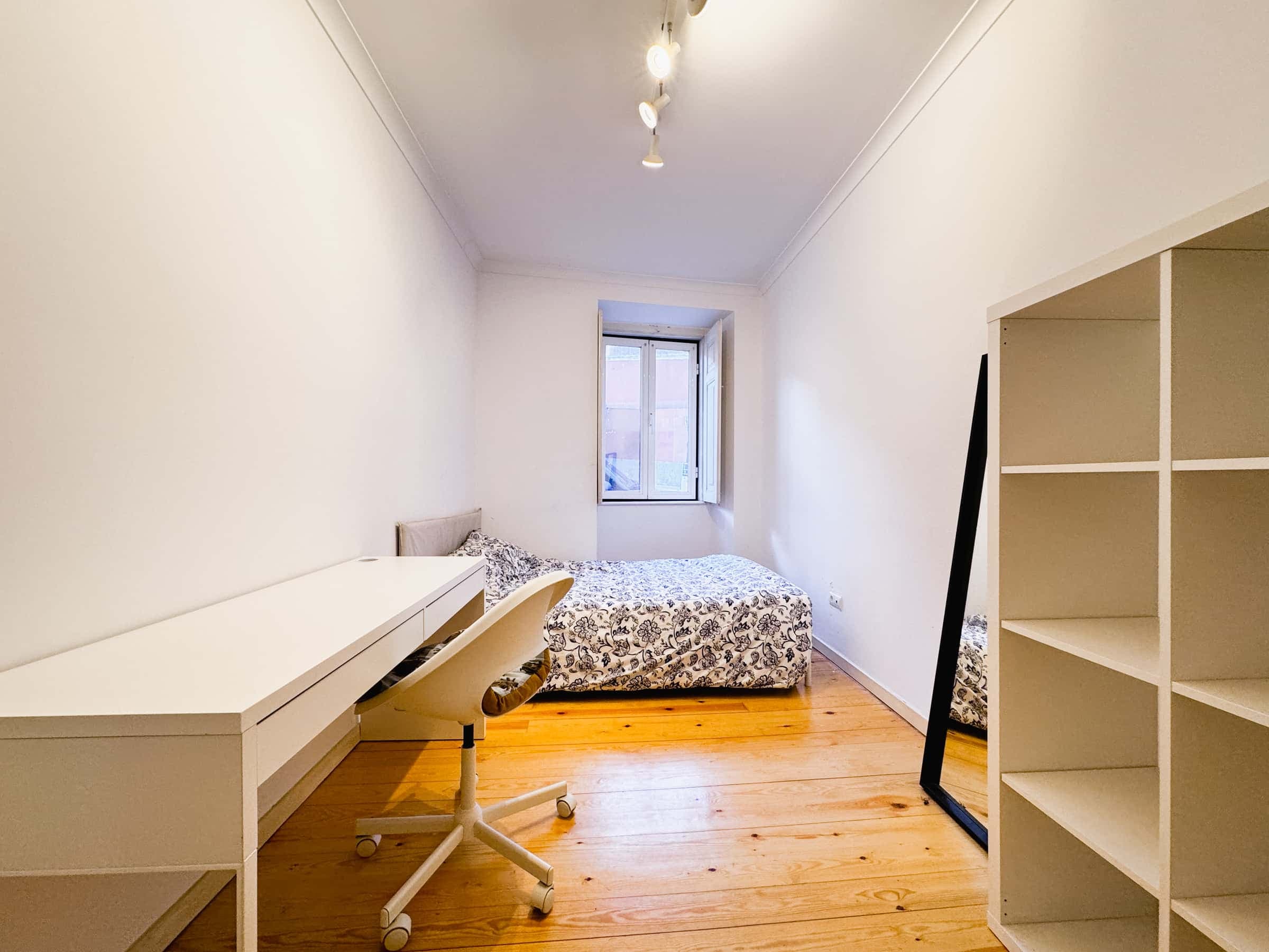 Cozy room in Rua Mirante, Lisbon photo 1