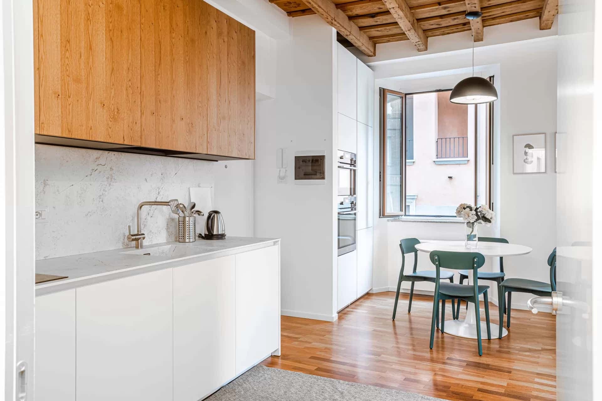 Spectacular 1-bed flat near Duomo di Milano photo 1
