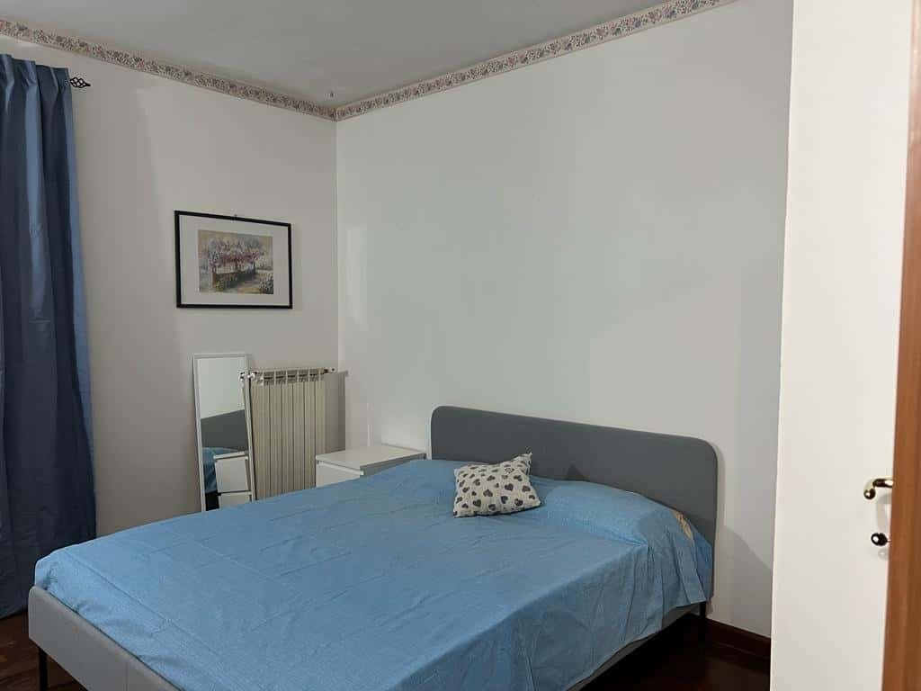 Room in Via Generale di San Marzano, Catania for 130 m² with 5 bedrooms photo 1