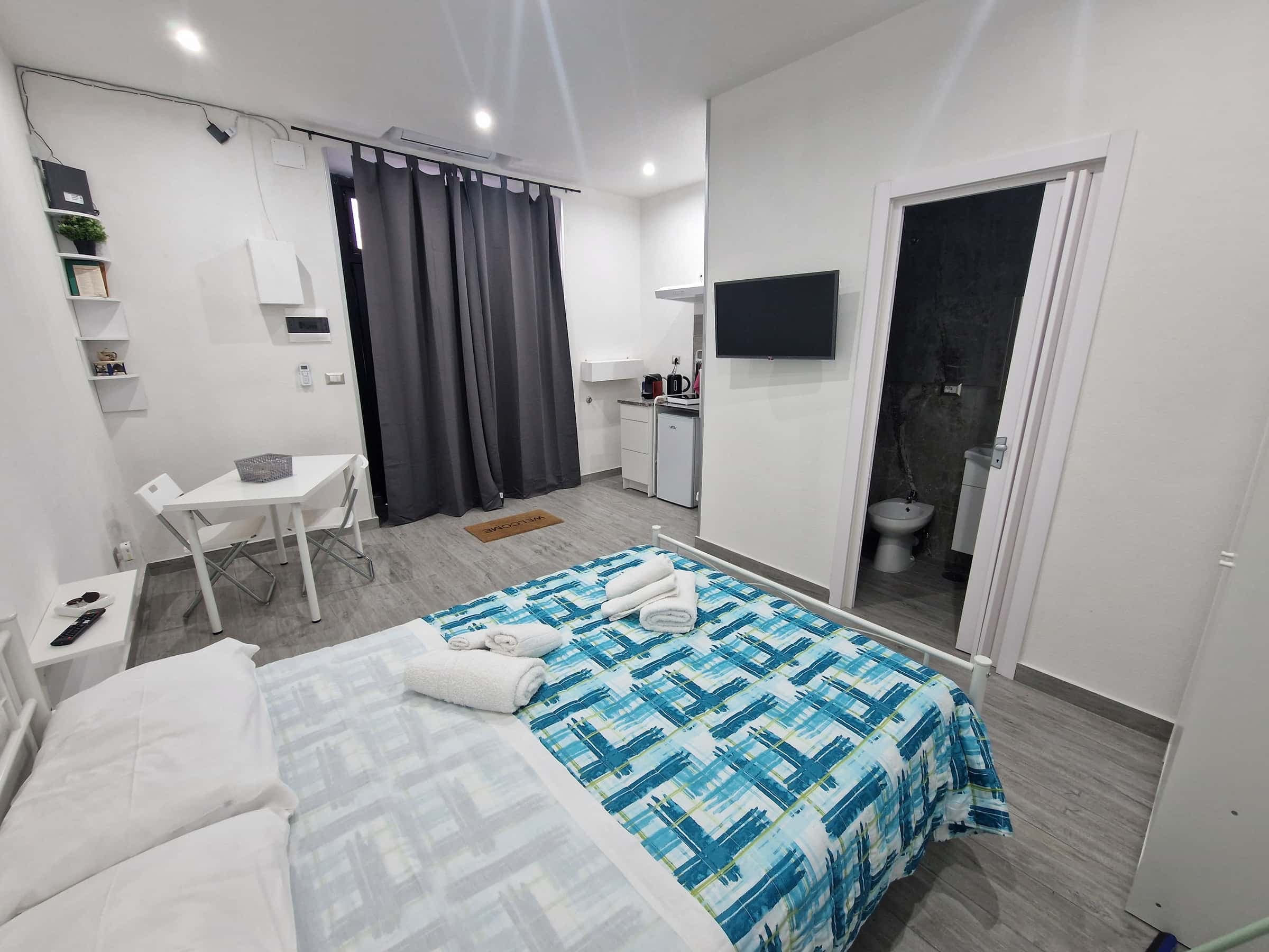 Apartment in Via Alcide Cervi, Napoli for 20 m² photo 1