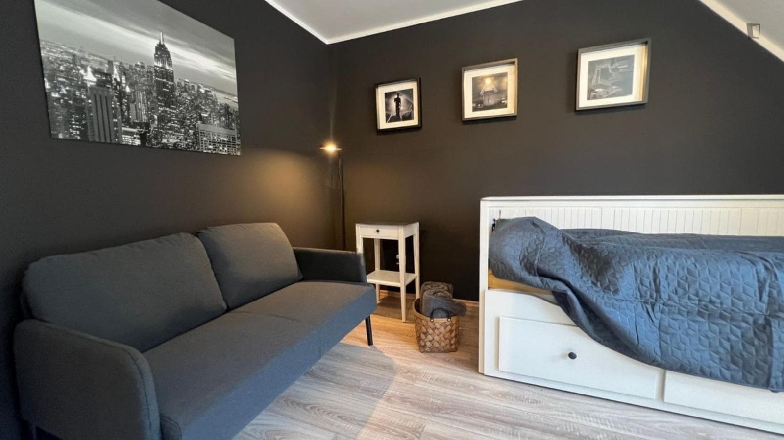 Property photo thumbnail