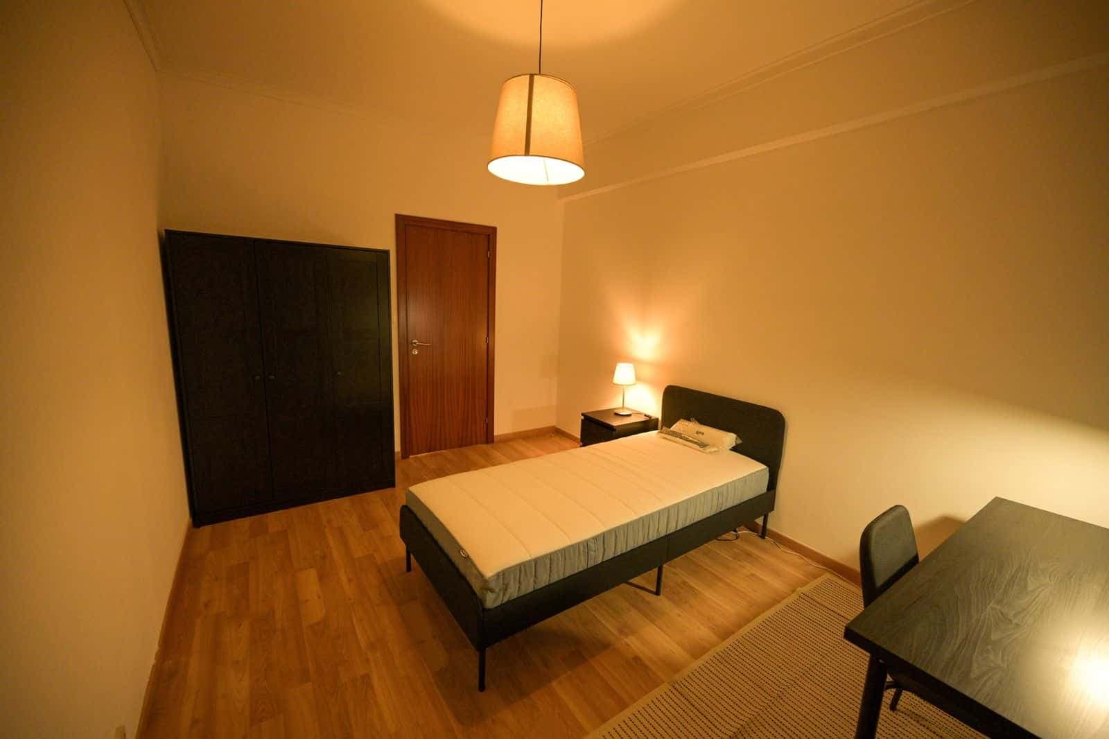 Room for rent in Odivelas, Lisbon photo 1