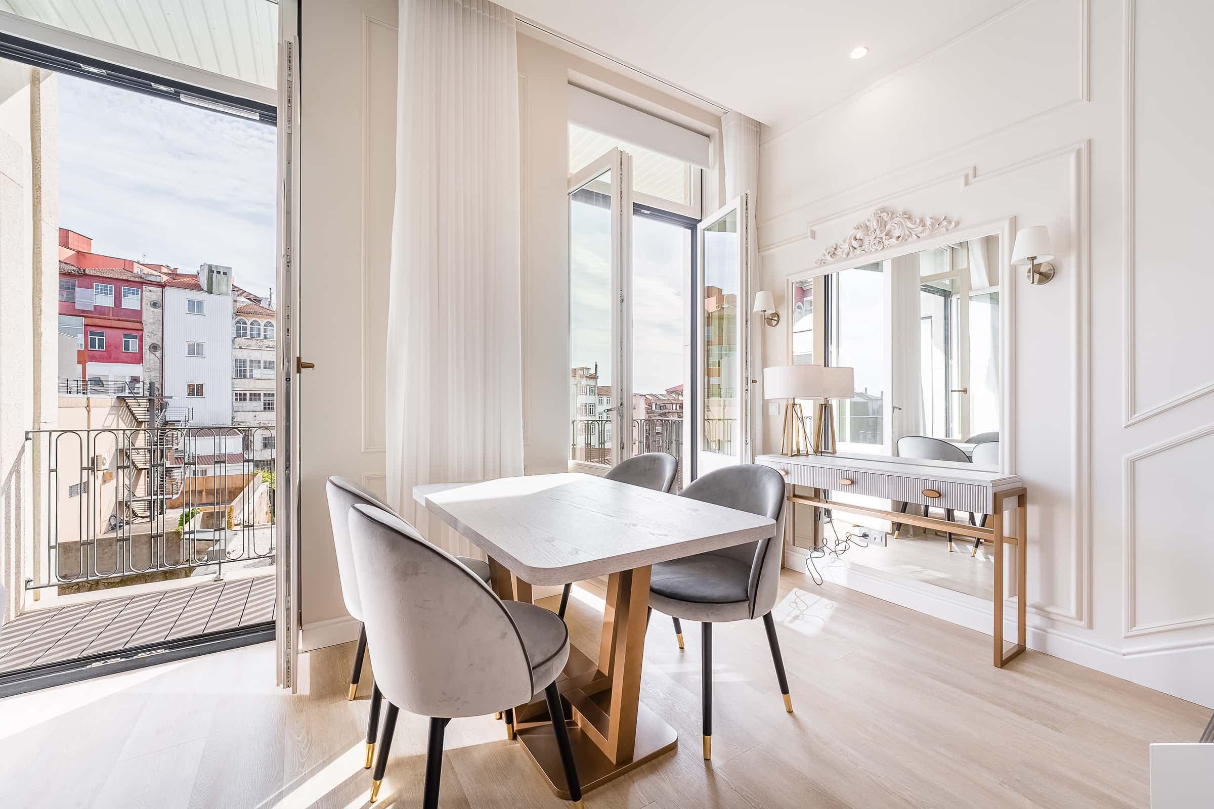 Sunny Apartment in Santa Catarina, Porto photo 1