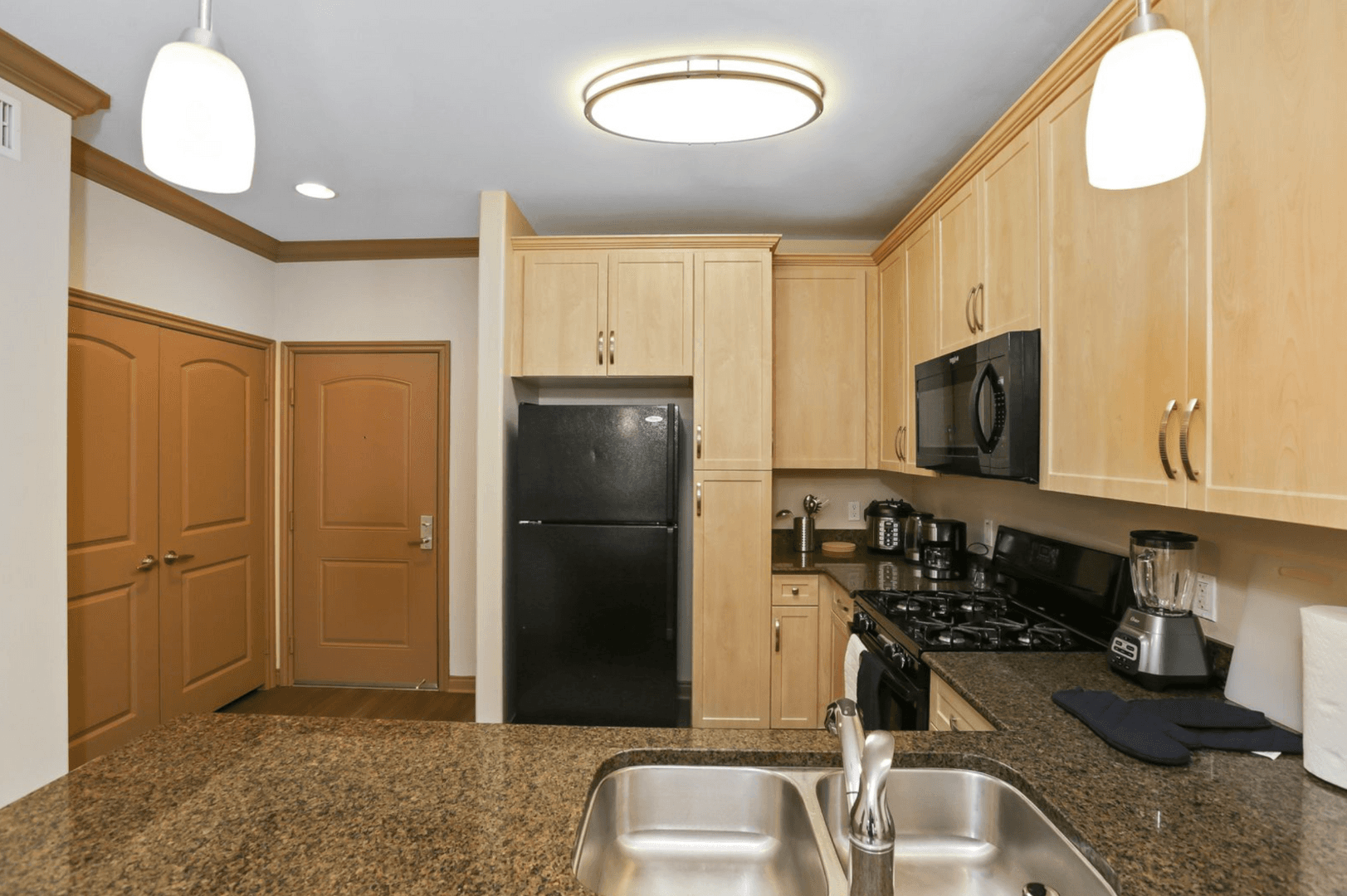 2777 Alton Parkway photo 1