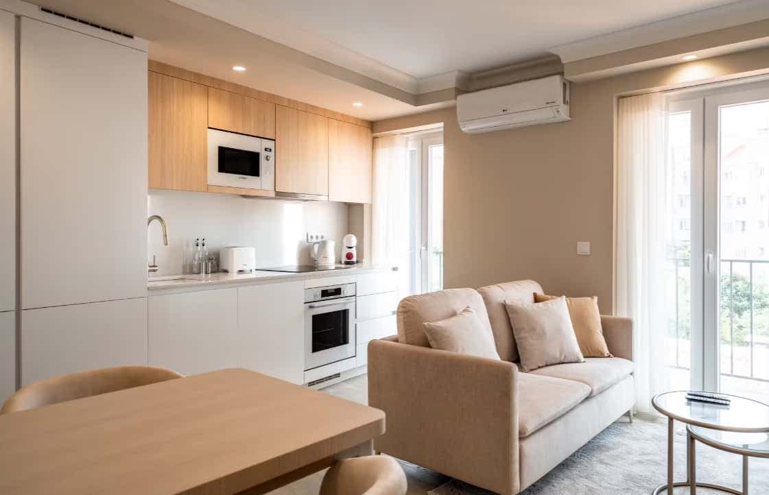 Welcoming 1-Bedroom in Campo d’Ourique photo 1