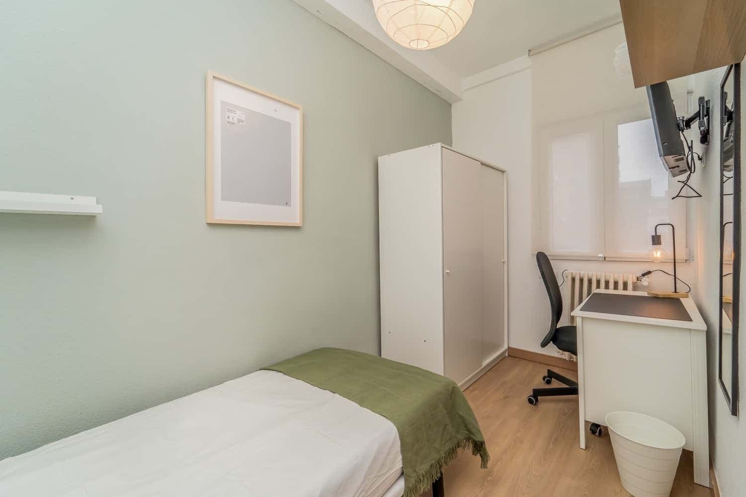 H4 - Calle Santuario 17, 2º DR - (6H3B), AG, VALLA photo 1