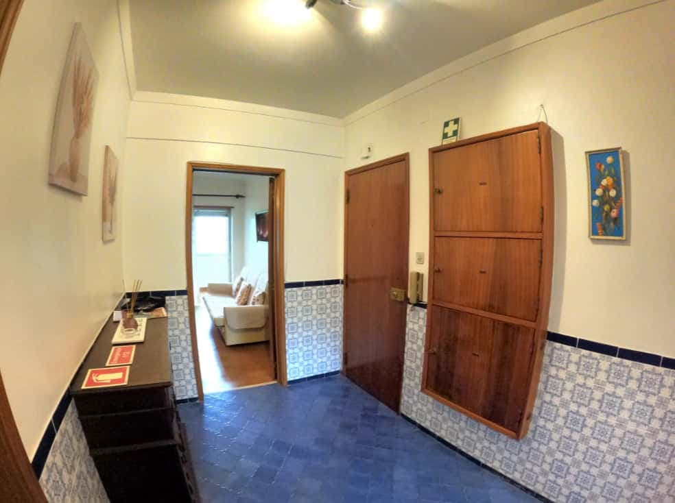 Renovated T3  Apartment in São Domingos de Rana, Carcavelos  (SEP-MAY Only) photo 1