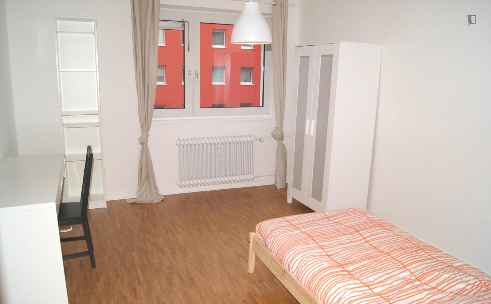 Snug single bedroom in Wandsbek photo 1