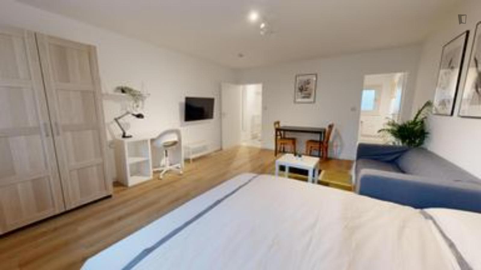 Property photo thumbnail