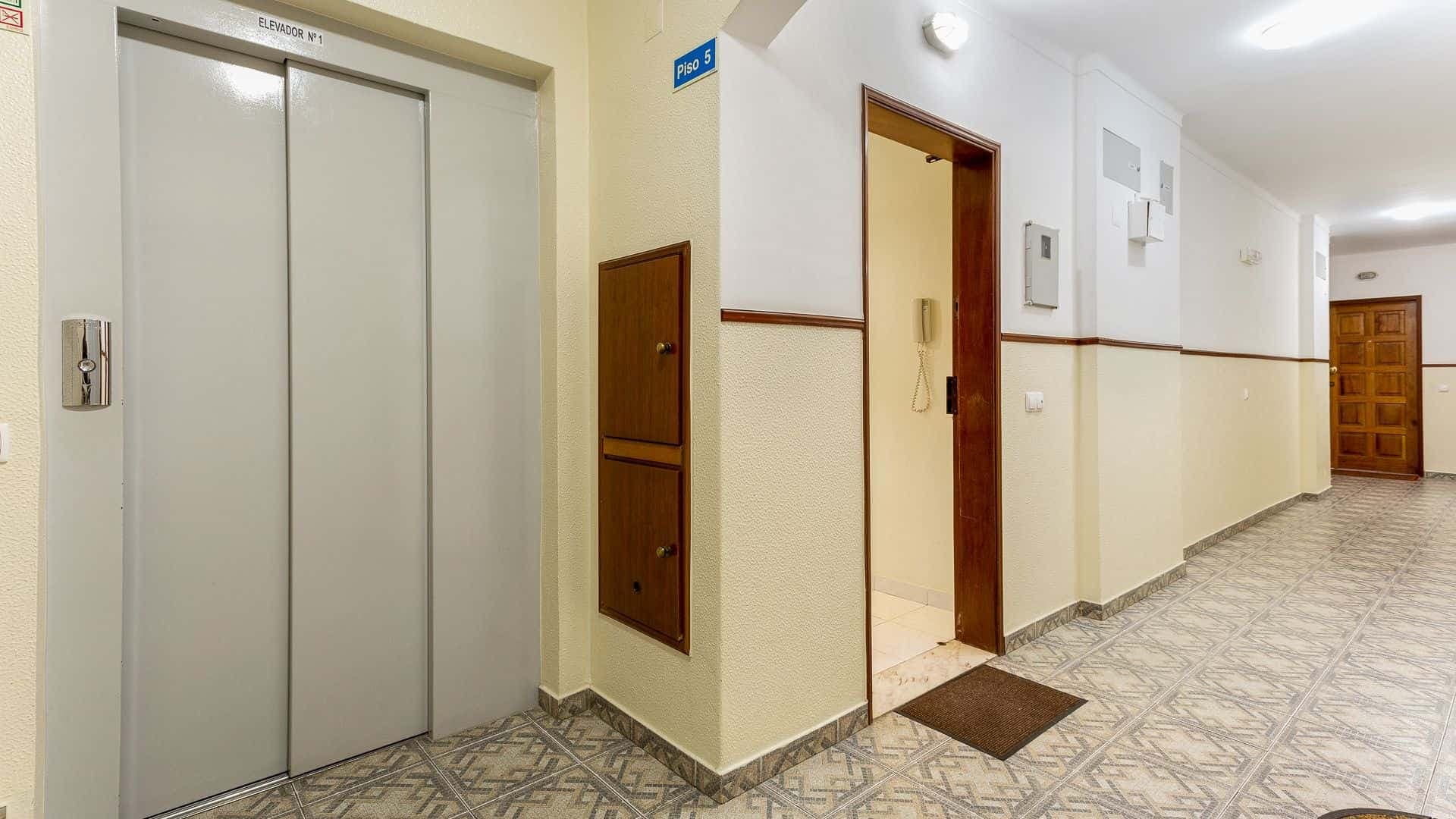 1 BDR Infante Flat in Quarteira photo 1