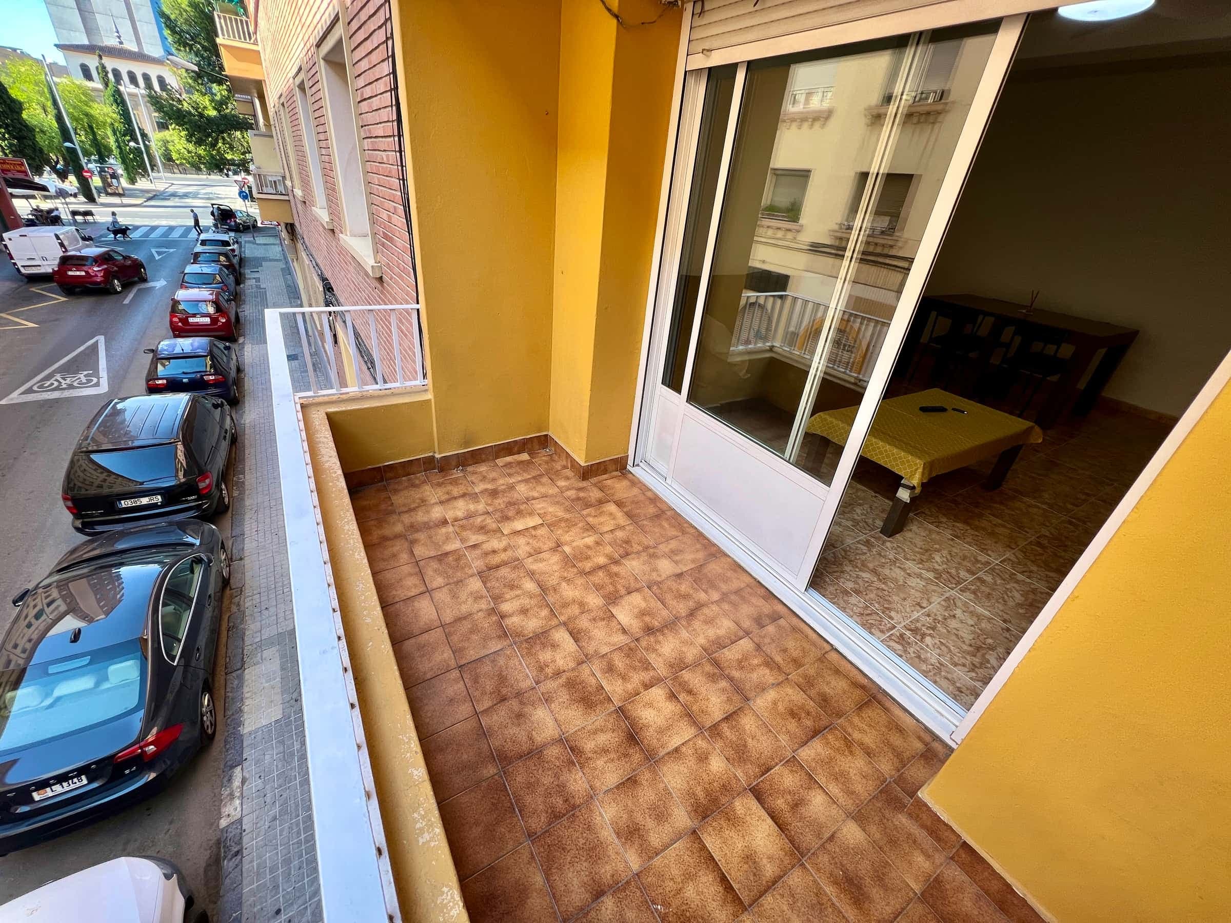 Calle Arzobispo Apaolaza photo 1