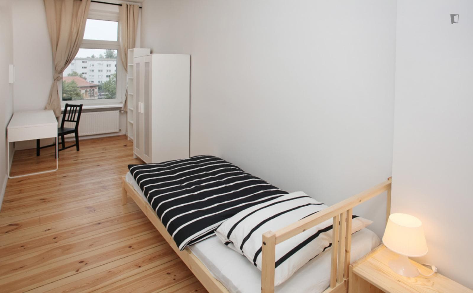 Very nice single bedroom in Kreuzberg photo 1