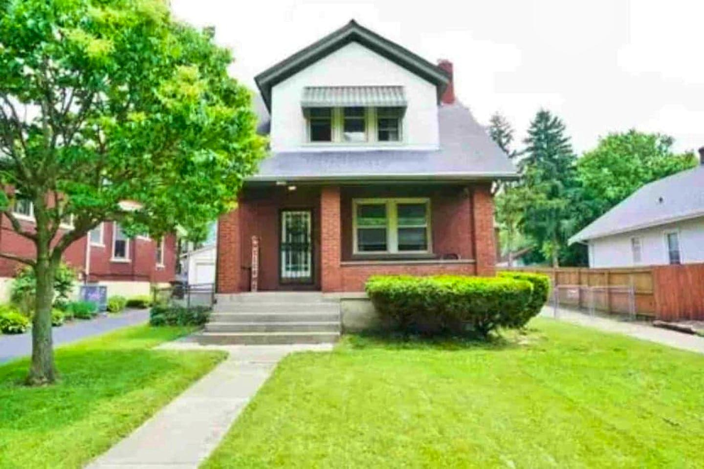 Property photo thumbnail