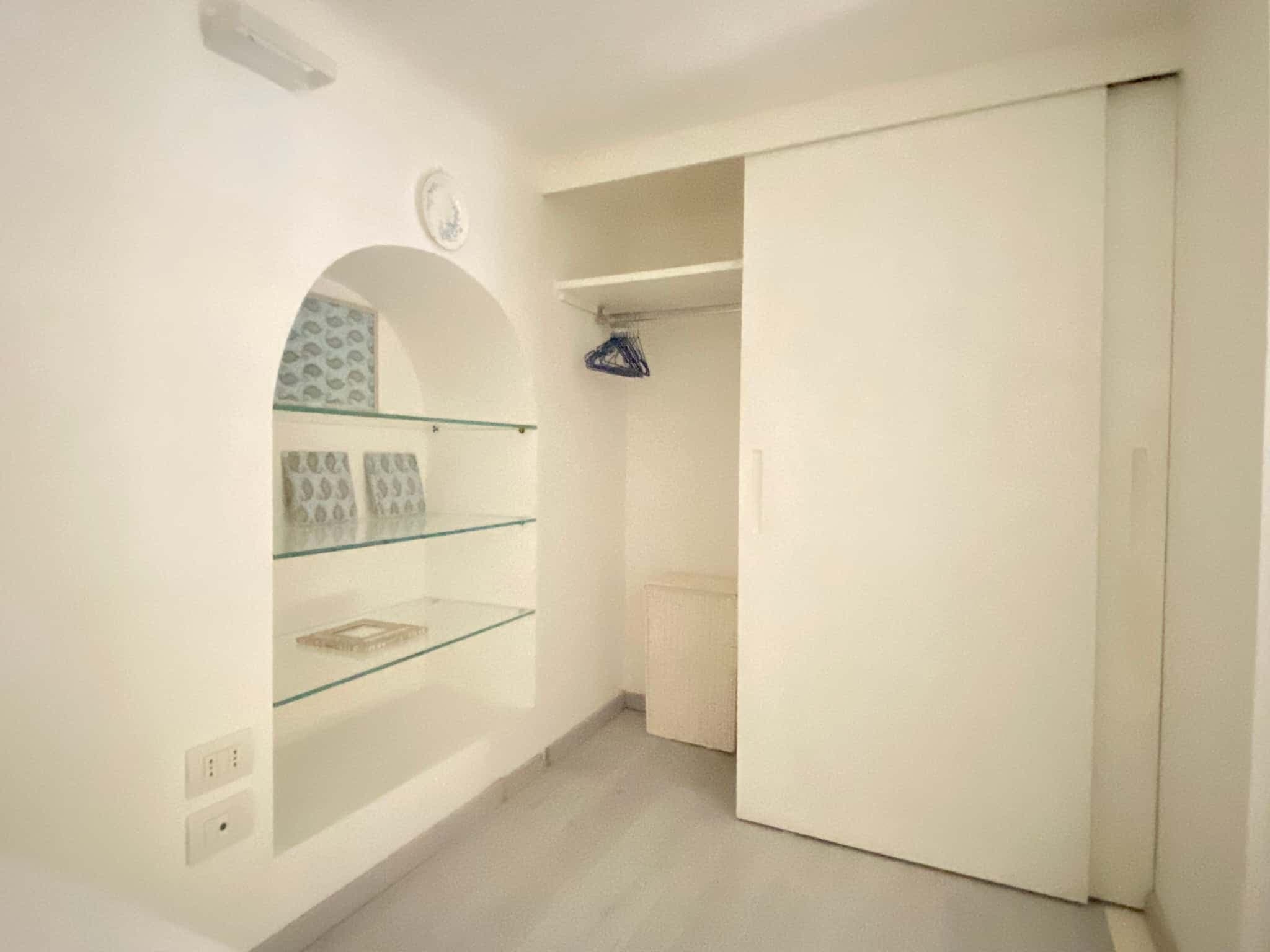 Milano Graceful Home  Bilocale arredato con patio privato photo 1
