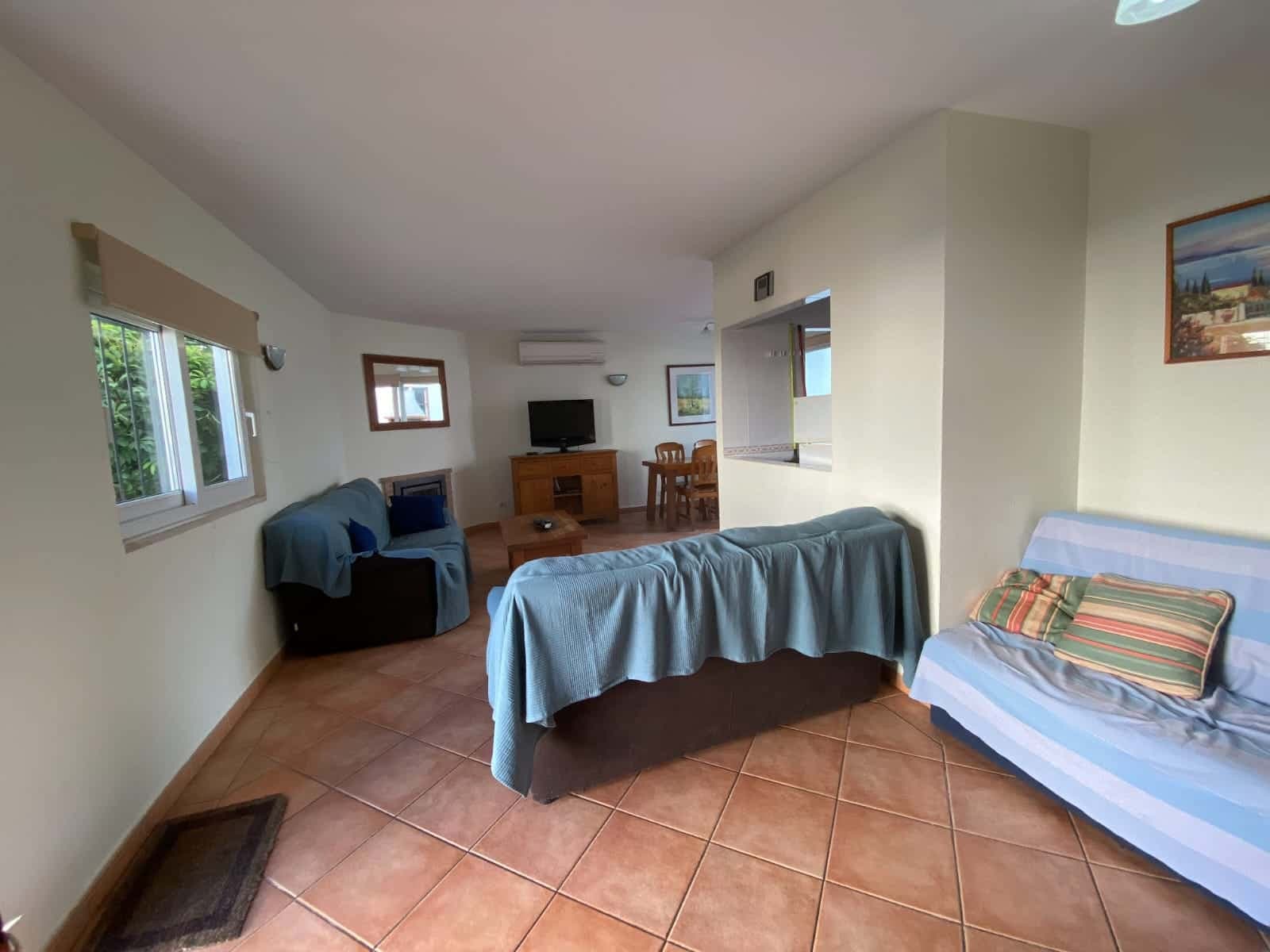 3-bedroom apartment with barbecue terrace in Vilamoura, Algarve photo 1