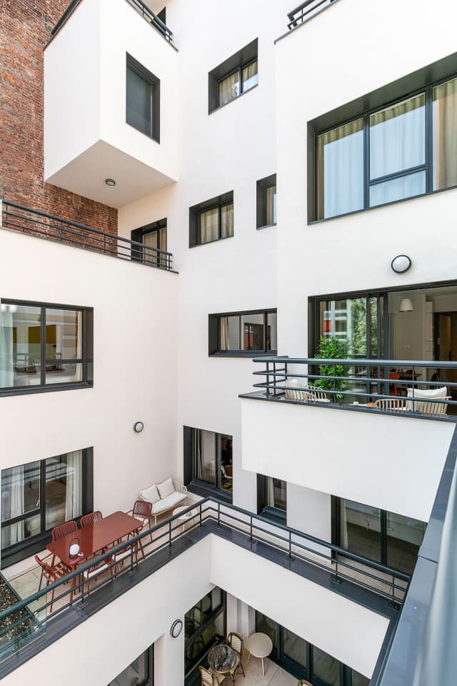 Stunning Lovely Complex w/ Terrace near Boucicaut Metro station and Square Duranton photo 1