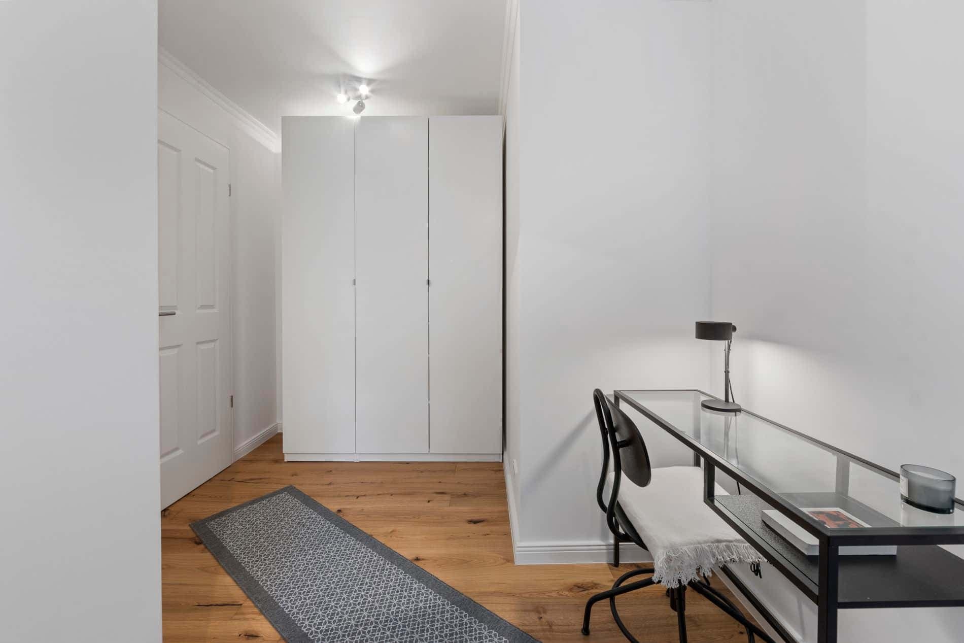 Luxurious, freshly renovated comfy 4 room apartment in the heart of Kreuzberg photo 1