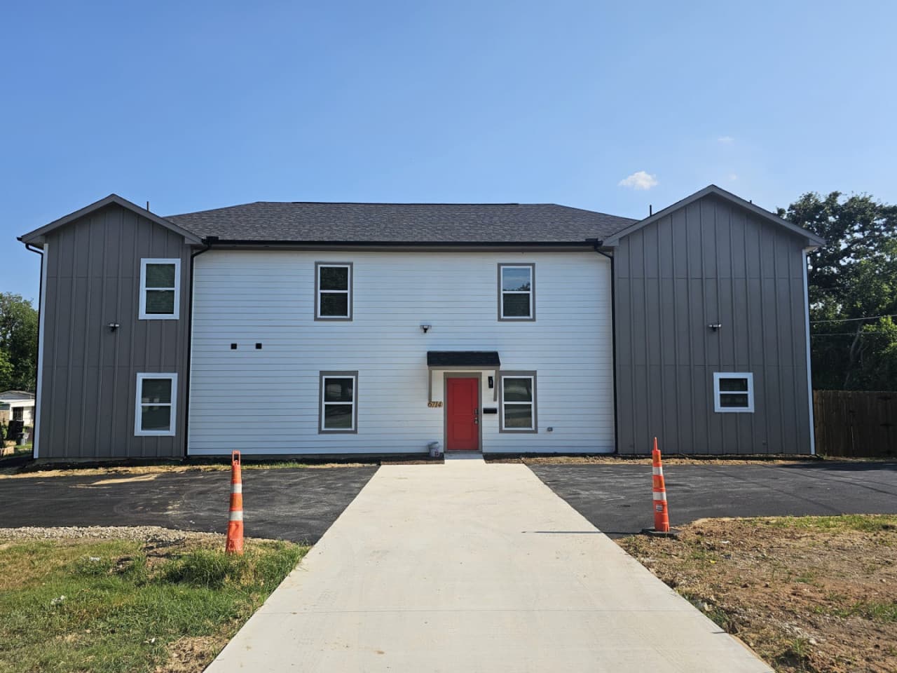 Property photo thumbnail