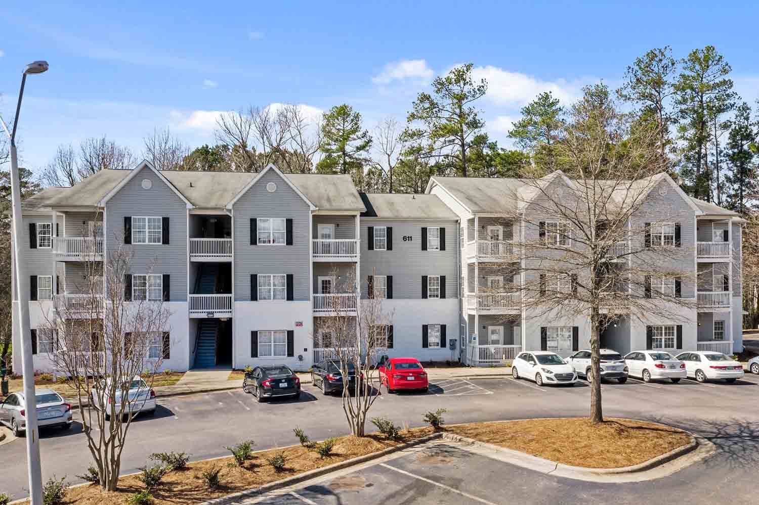Blue Hill Apartments photo 1