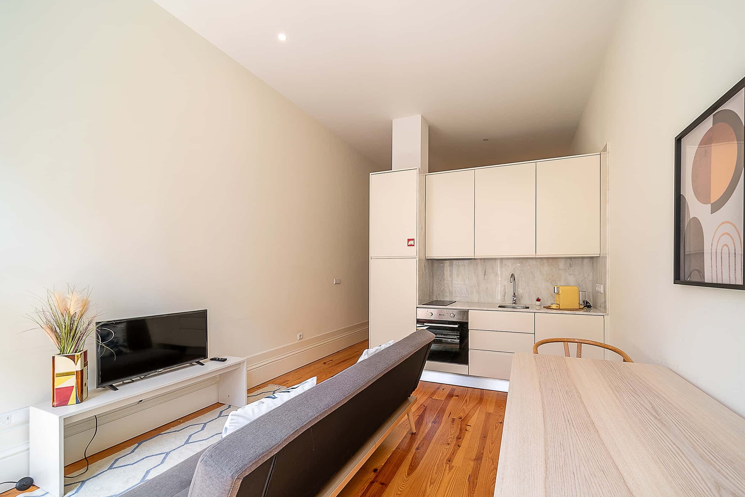 Studio in Rua de Camões, Porto with 47 m² photo 1