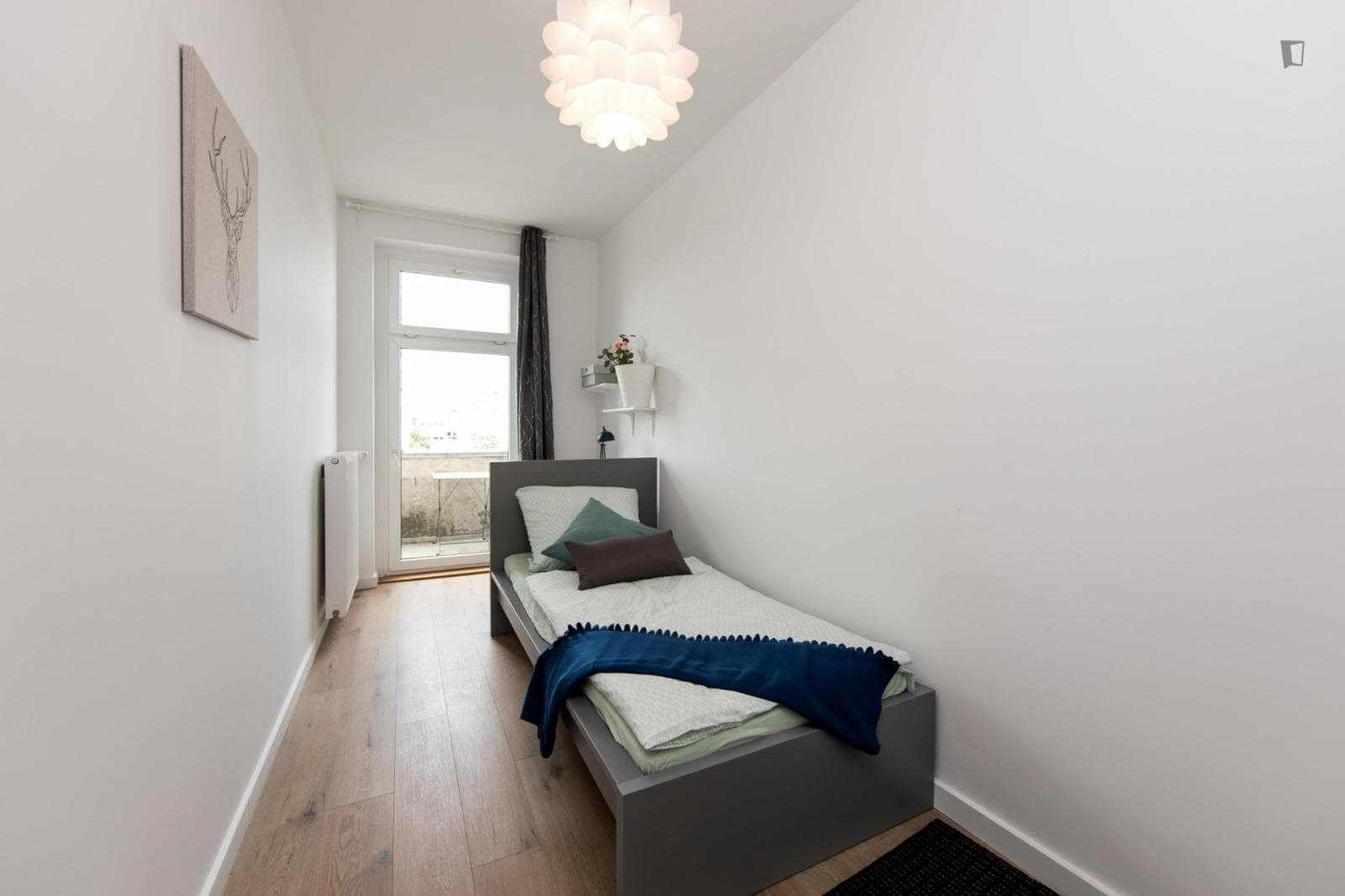 Cosy single bedroom in shared flat in well-connected Schöneberg photo 1