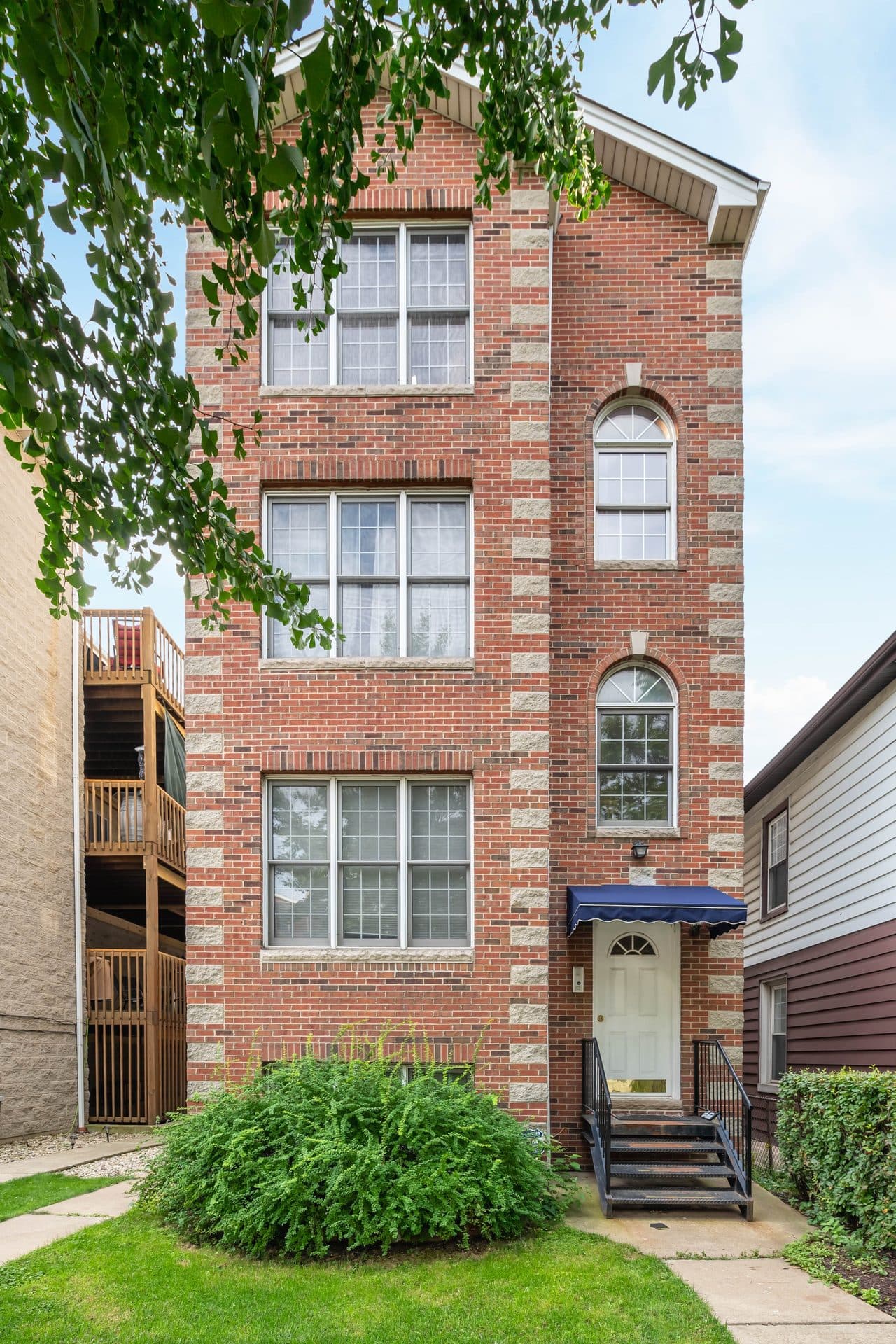 Property photo thumbnail