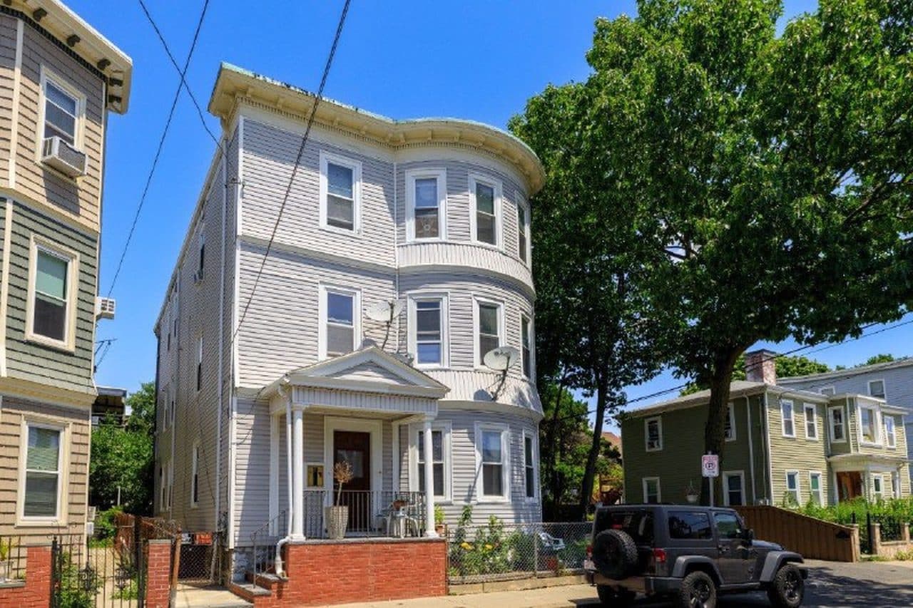 Property photo thumbnail