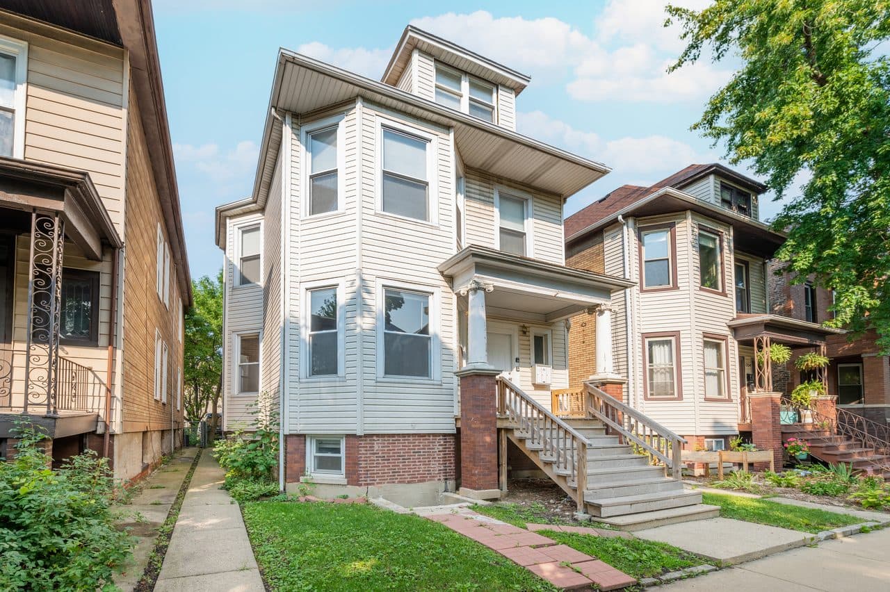 Property photo thumbnail