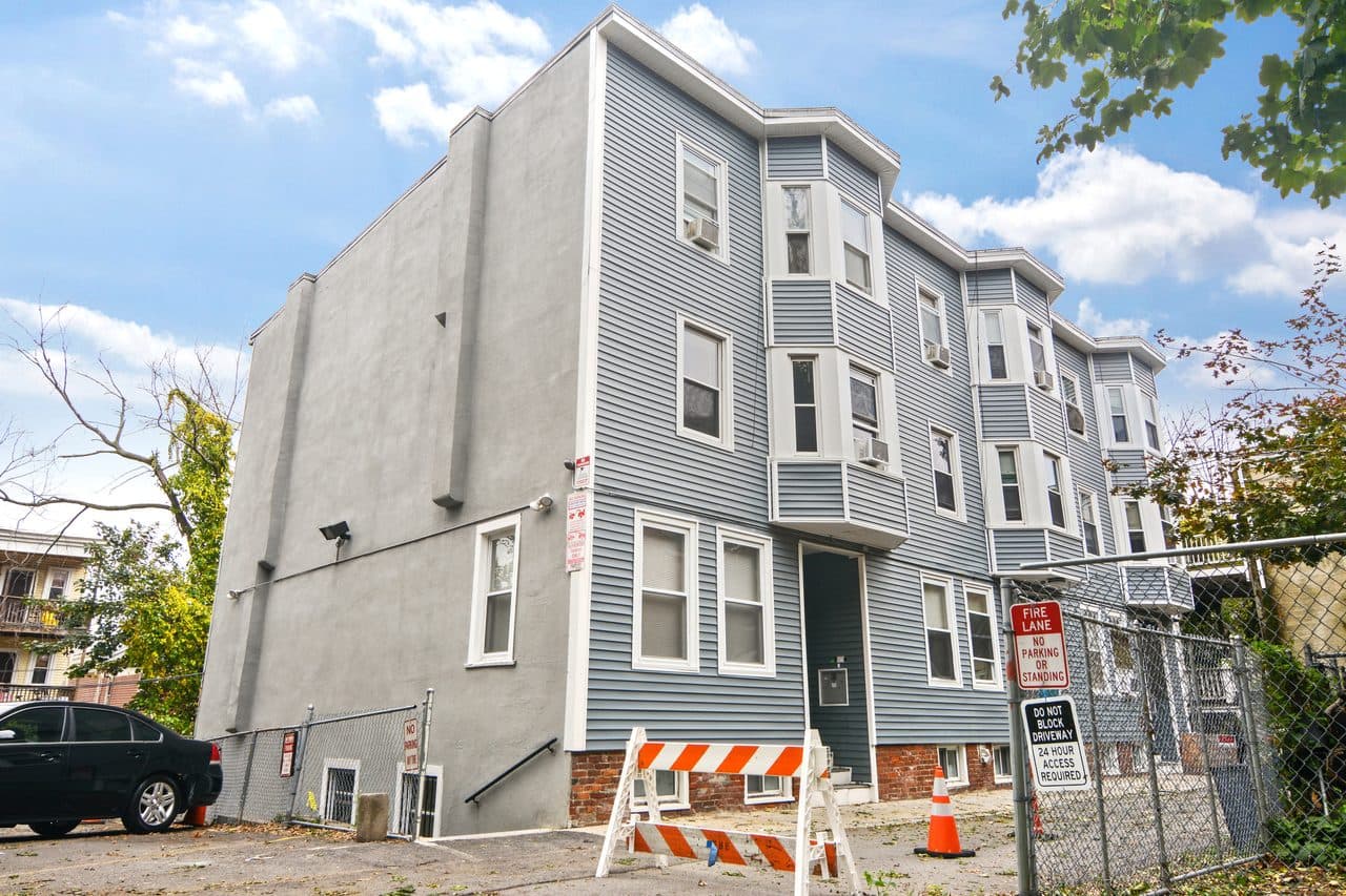 Property photo thumbnail