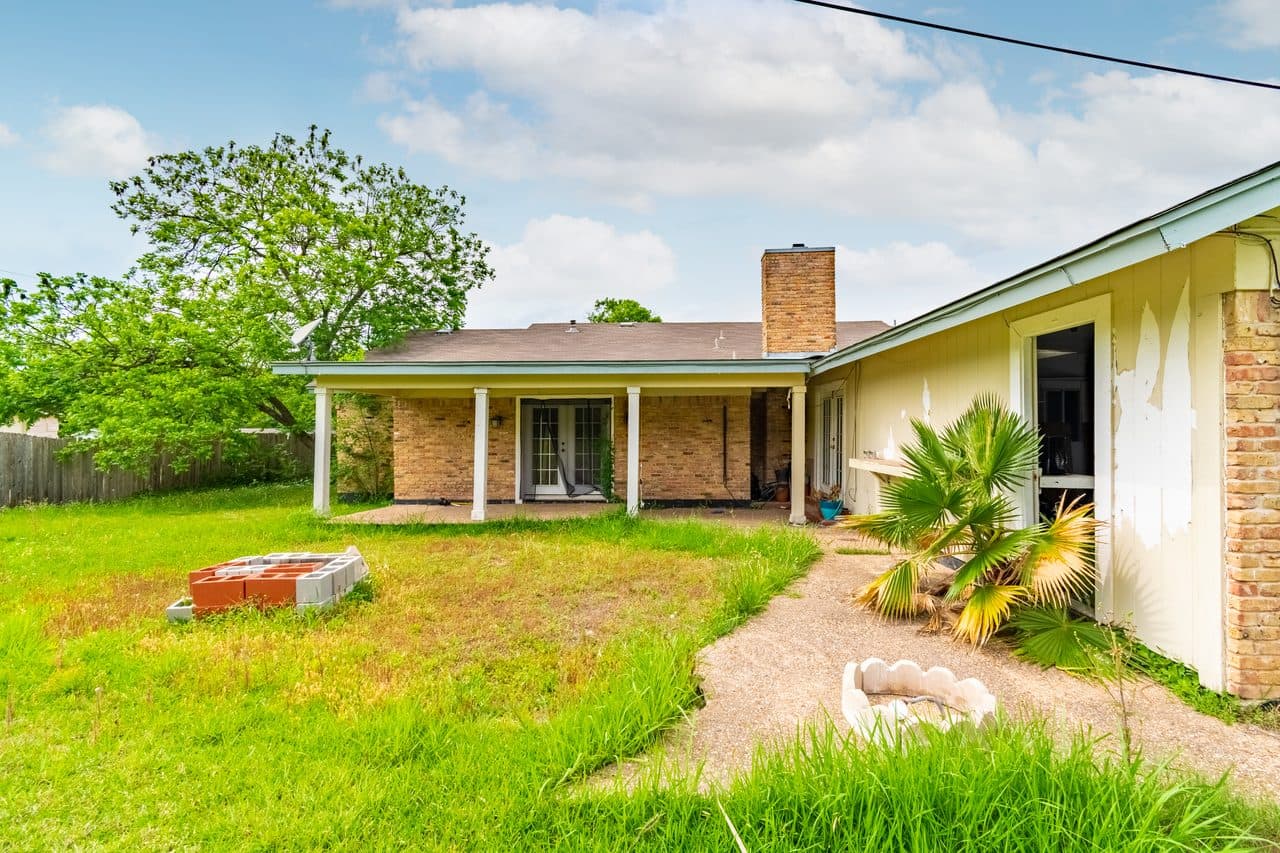 Property photo thumbnail
