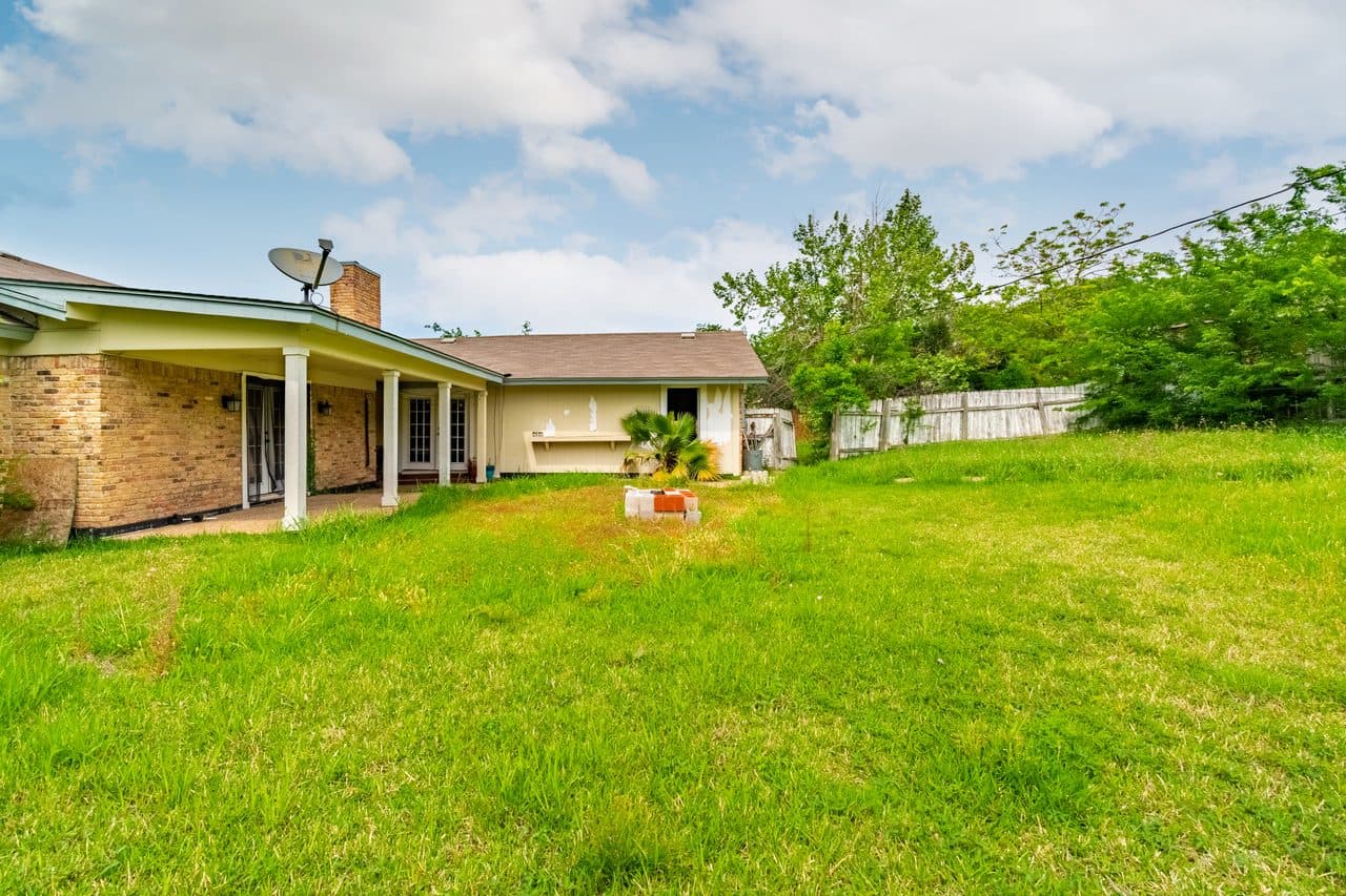 Property photo thumbnail
