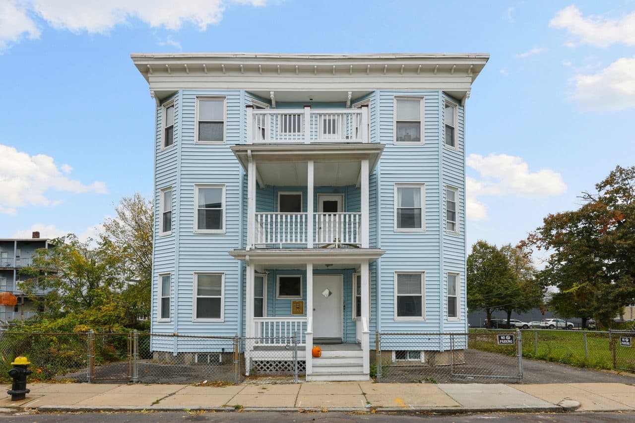 Property photo thumbnail