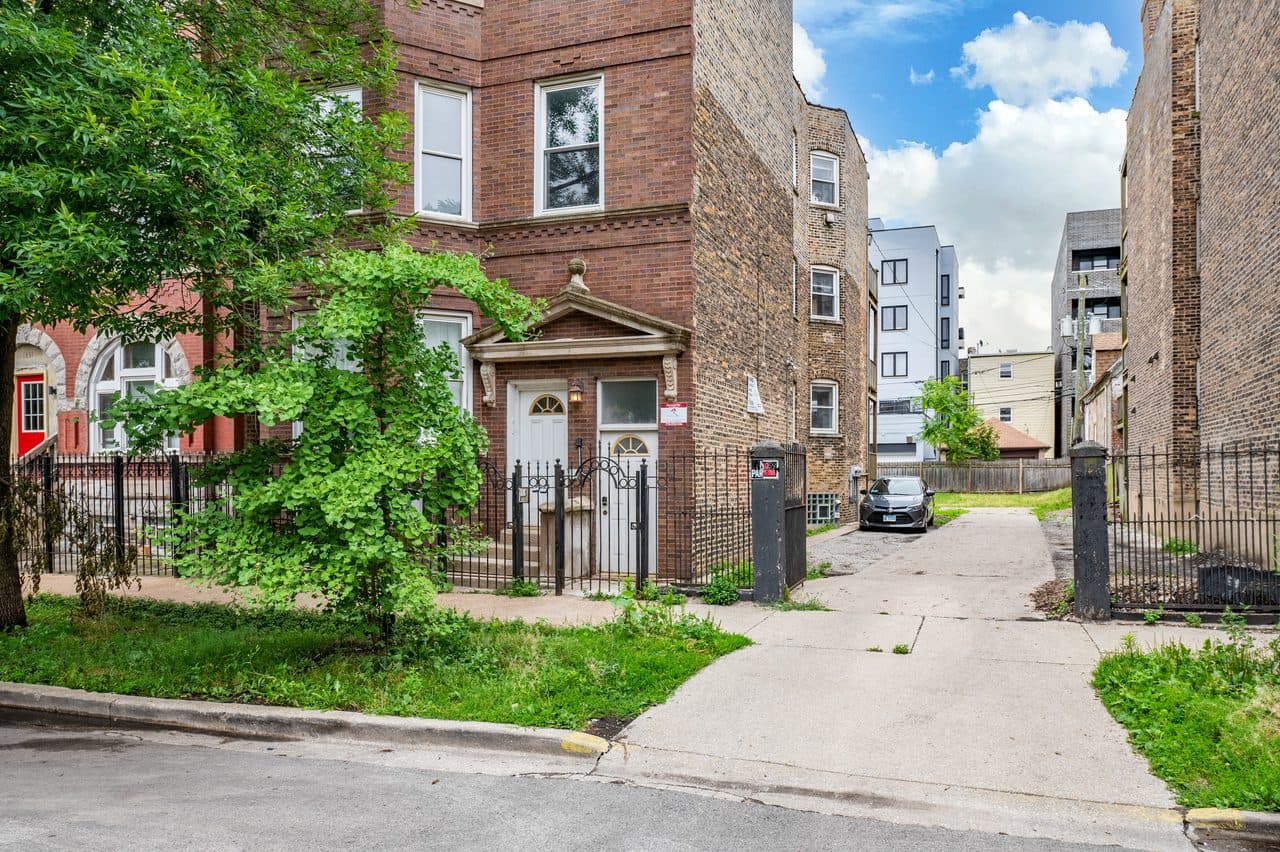 Property photo thumbnail