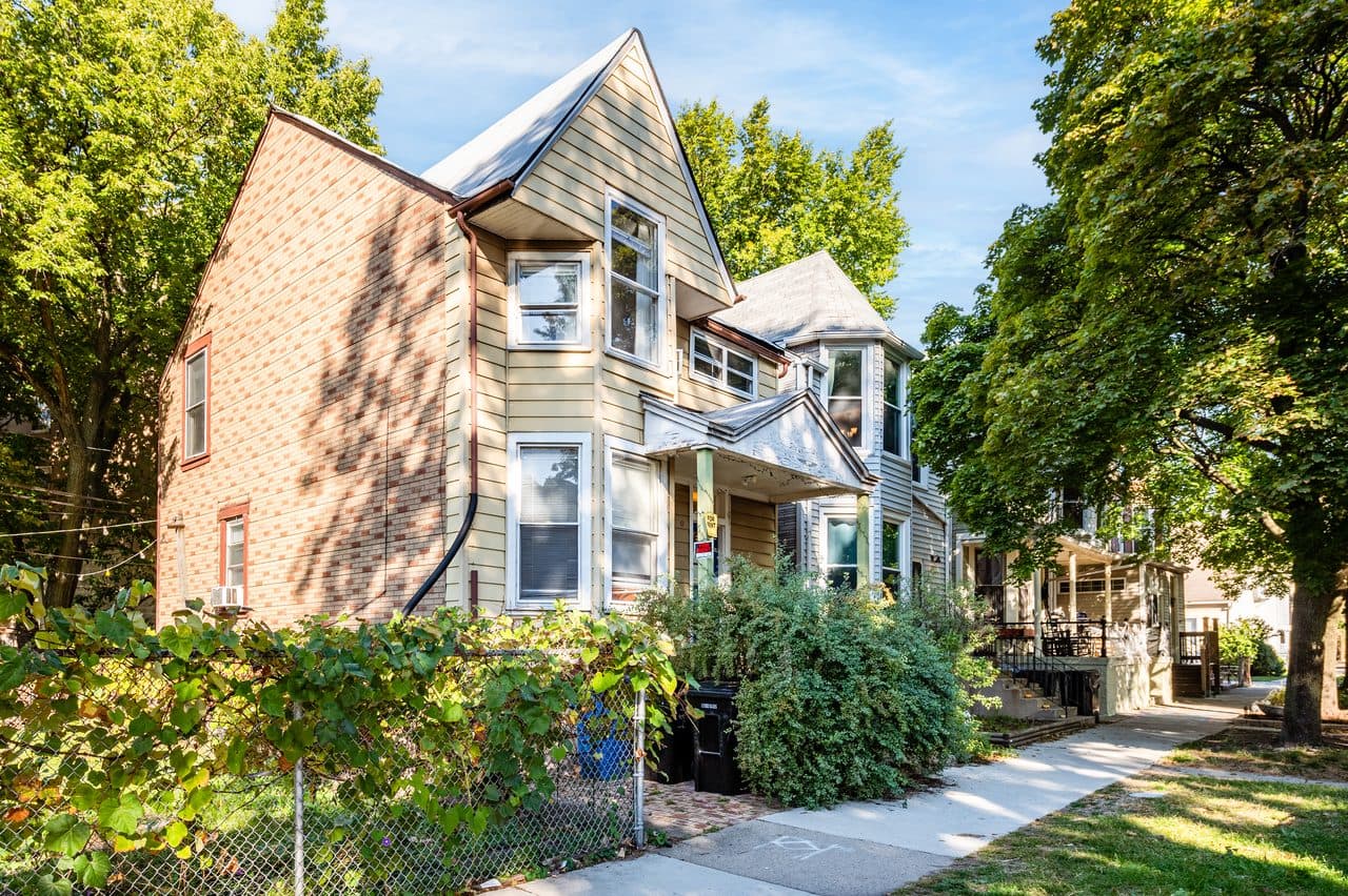 Property photo thumbnail