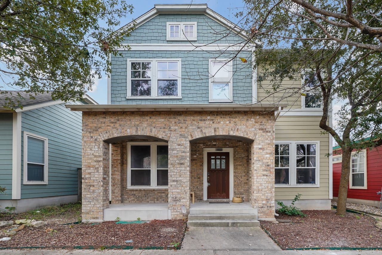 Property photo thumbnail