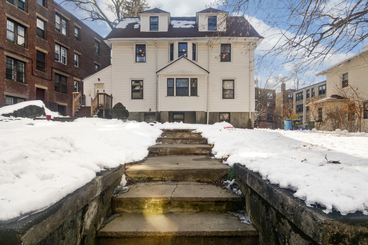 Property photo thumbnail