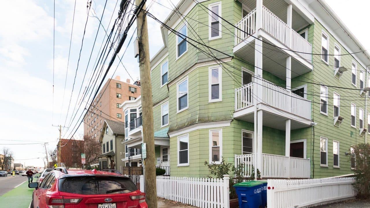Property photo thumbnail