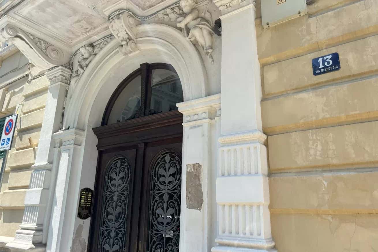 Property photo thumbnail