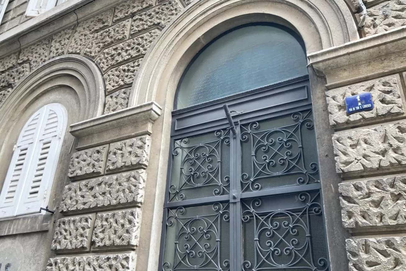 Property photo thumbnail