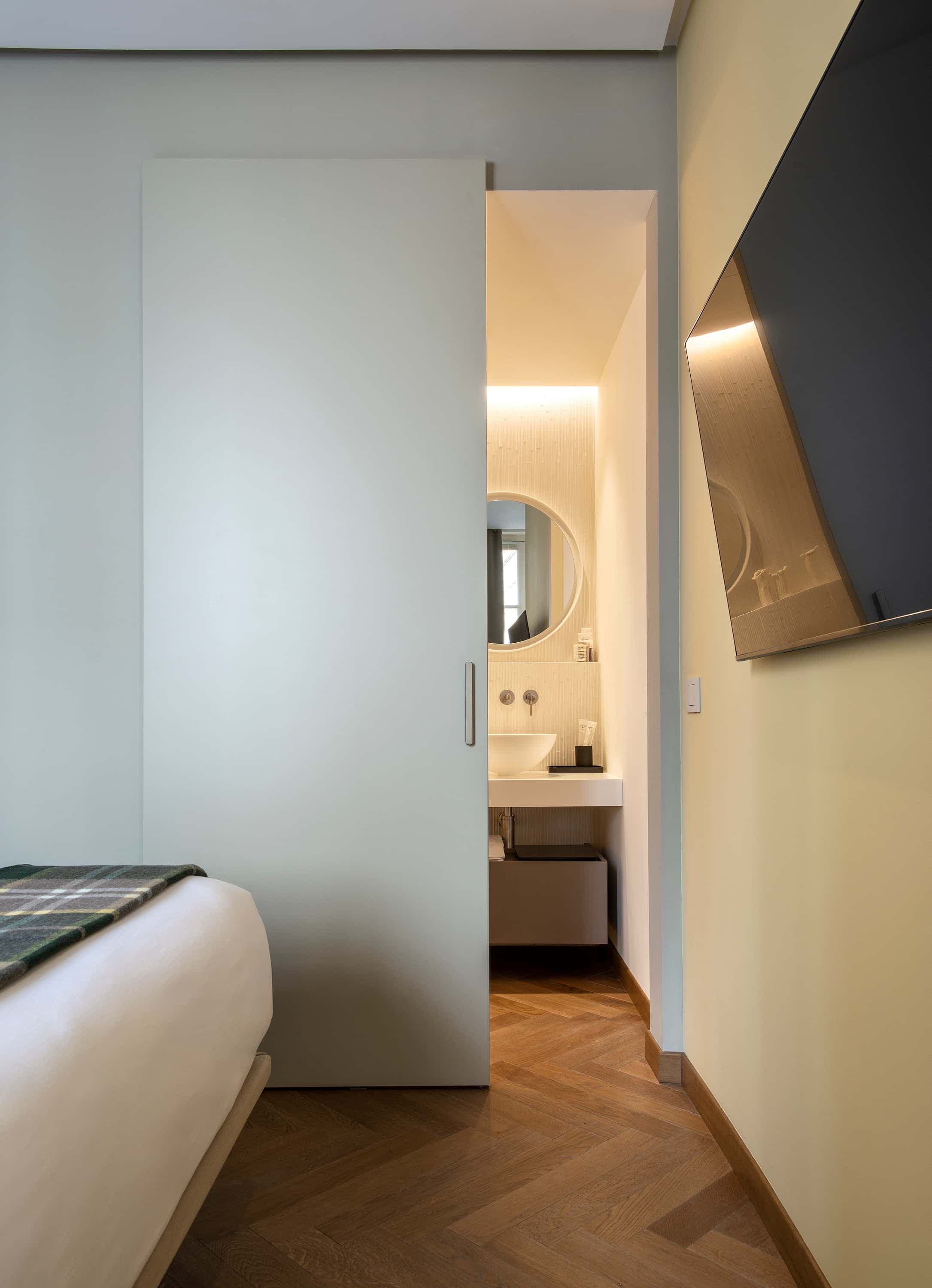 Via Manzoni 25 - Design Suite 43 photo 1