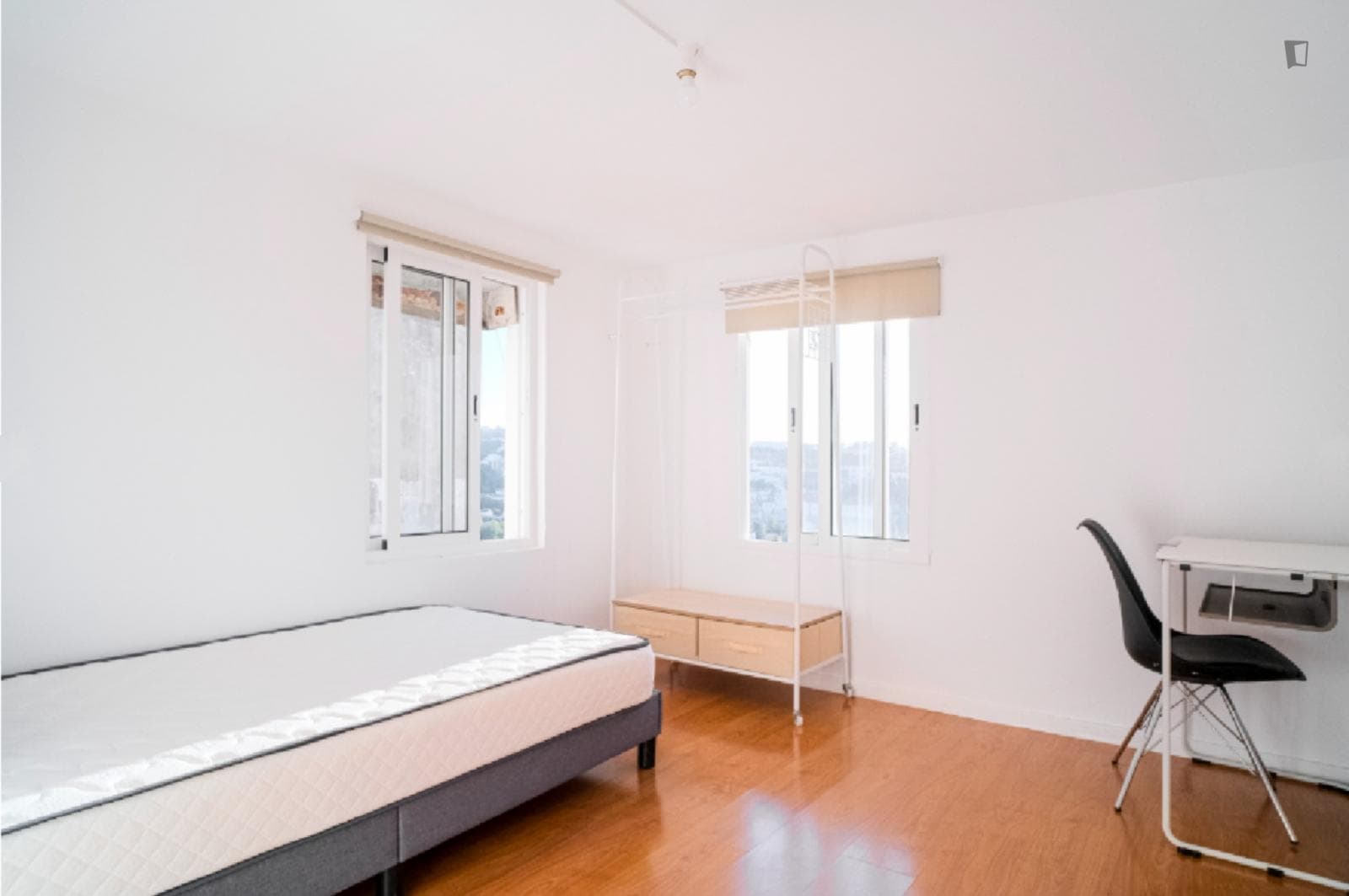 Bright Single Bedroom close to Faculty of Medicine photo 1