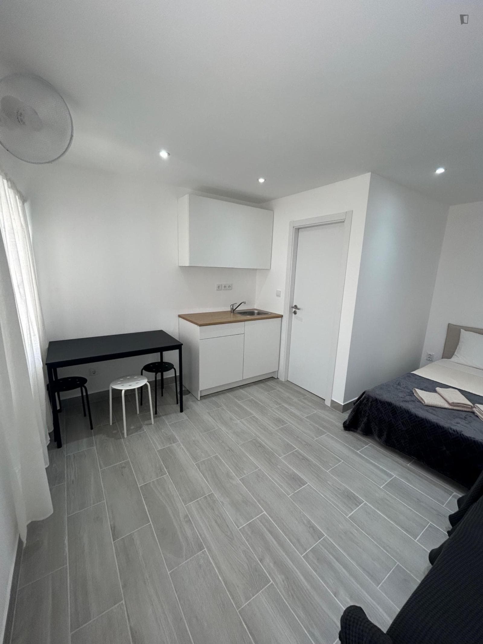 Dreamy Studio close to Porto Mós Beach photo 1
