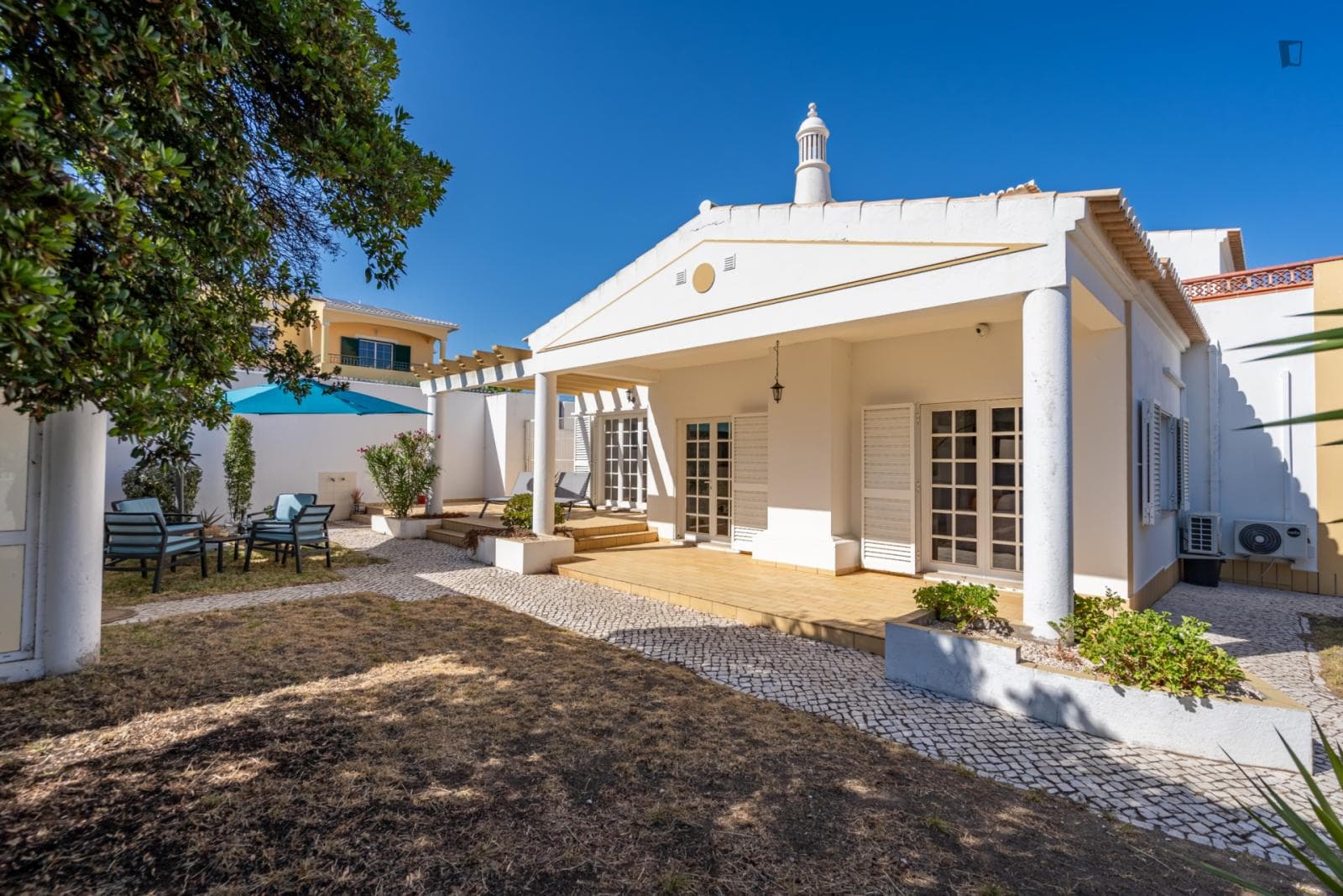 Property photo thumbnail