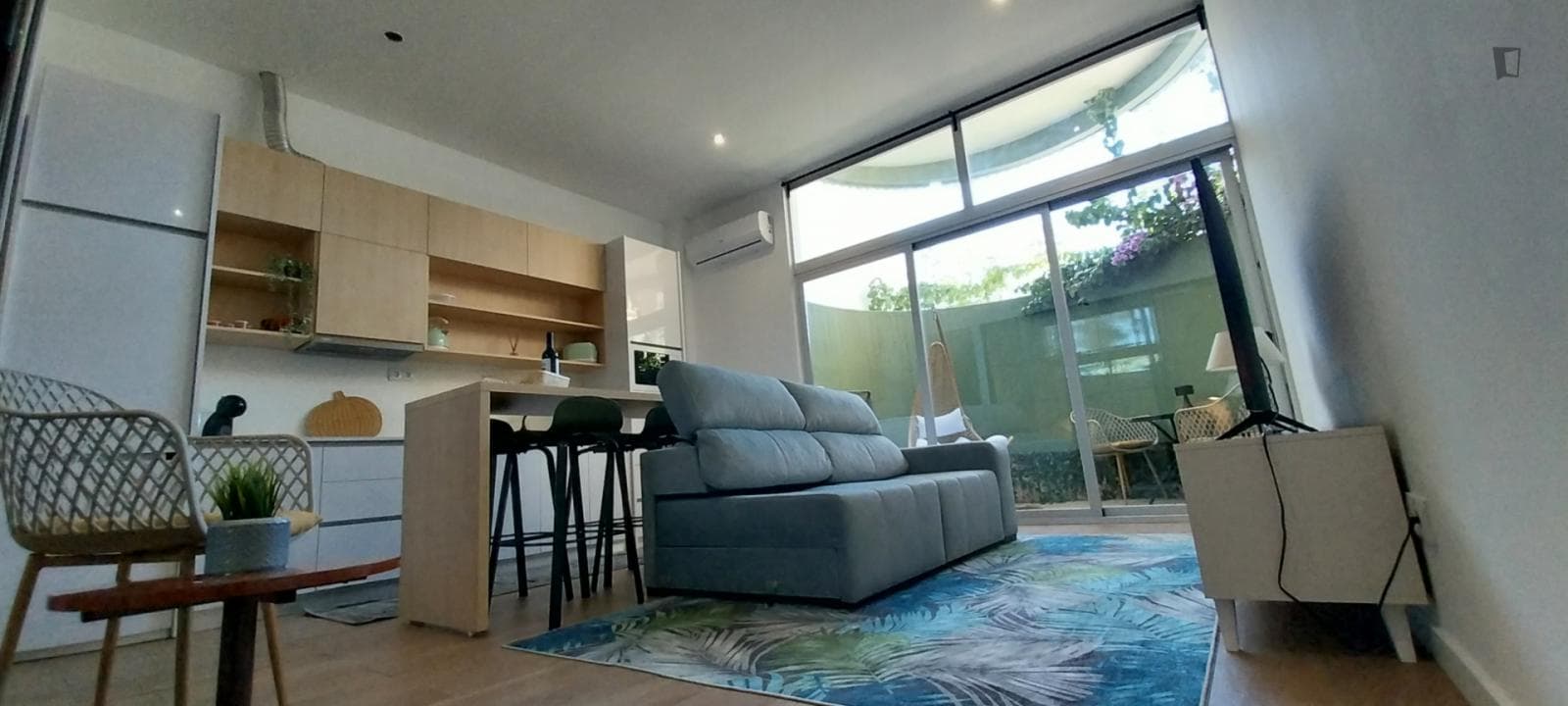 Friendly 1 Bedroom Apartment close to Vau Beach photo 1