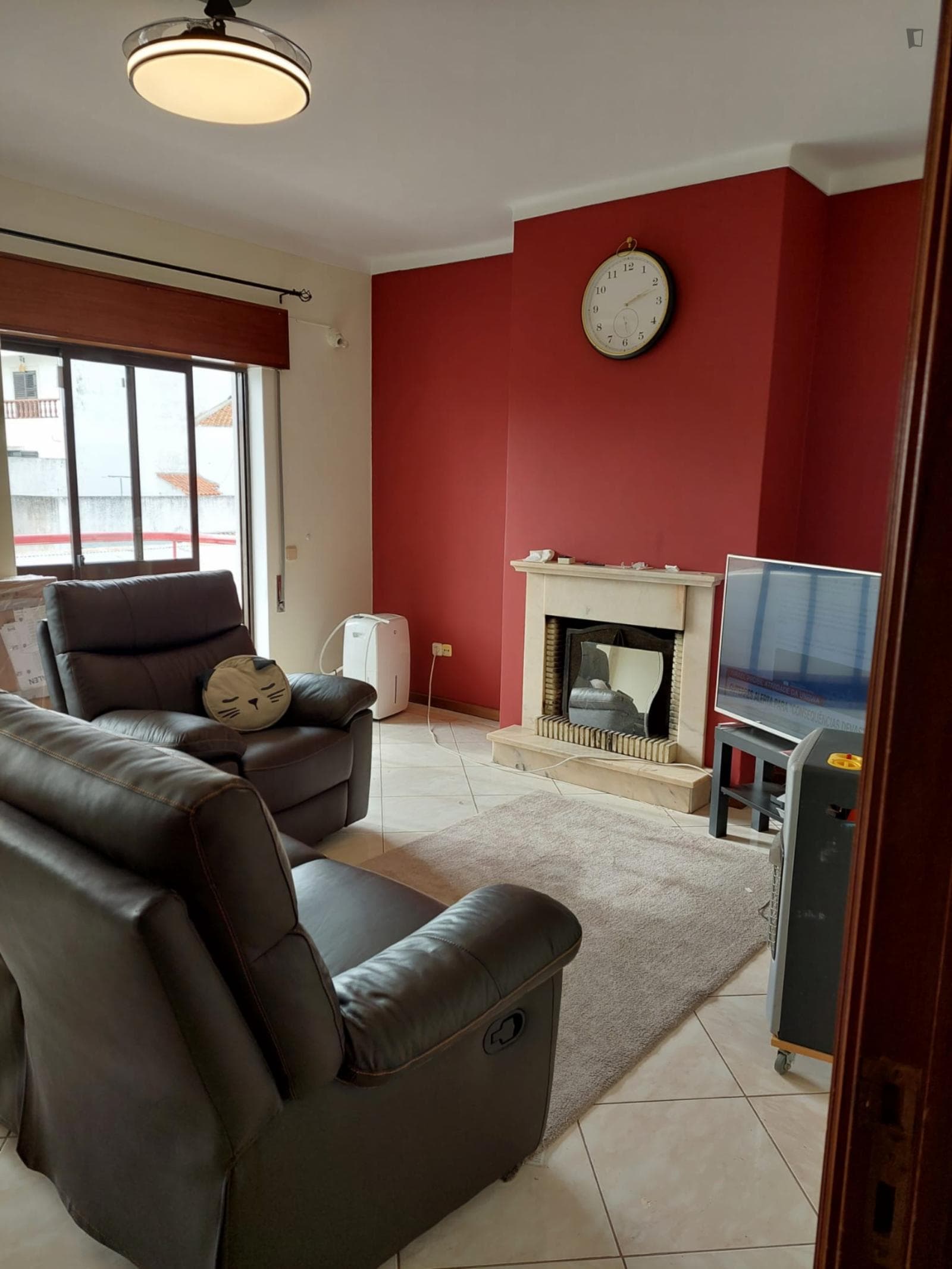 Bright Double Bedroom close to Santana - Cartaxo Train Station photo 1